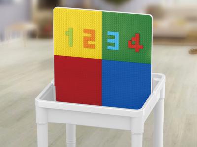 Table de construction avec chaises et rangements 