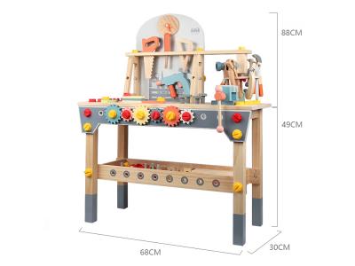 Établi en bois avec accessoires