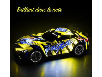 Voiture télécommandée 1/18 27MHz avec effets lumineux - Coloris Jaune