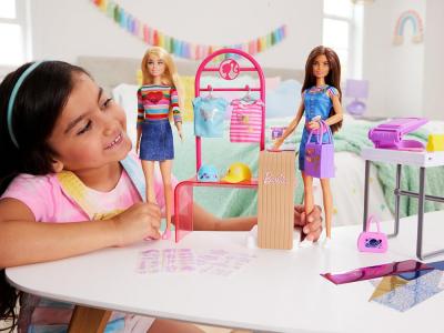 Barbie - Coffret Boutique Créations avec Portant et accessoires